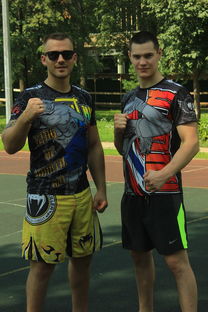 AC MILAN SPORTS全站-西甲球队体能监测辅助下的个性化训练调整实践，职业球员西甲球队